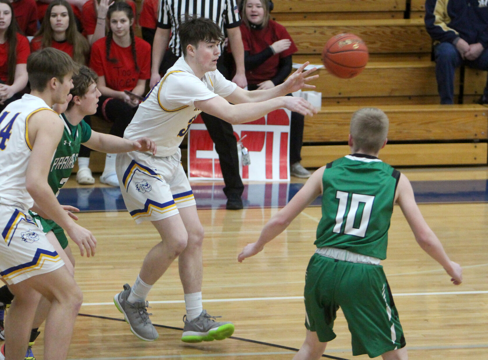 Prairie Farm at McDonell boys basketball 3-1-22